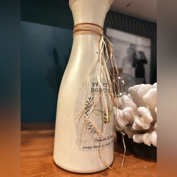 Boho/Natural Bee Decoupaged Up-Cycled Glass-Baby Shower/Gender Reveal/Decor - Picture 5 of 5